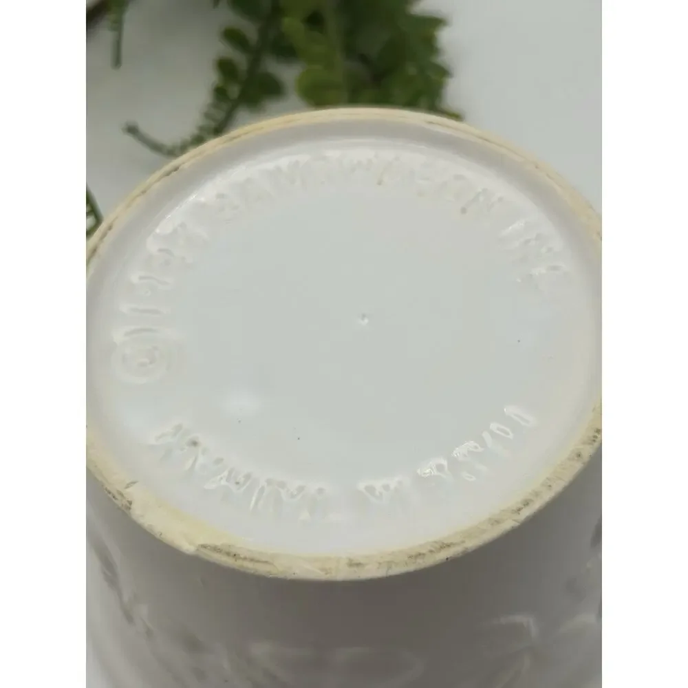 Round White Ceramic Embossed Fruit Lidded Box 5.2